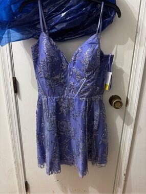 Lavender Spaghetti Strap Party Dress